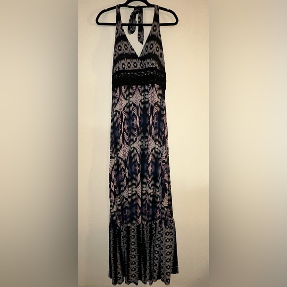 Bohemian Patterned Maxi Dress - Picture 2 of 5